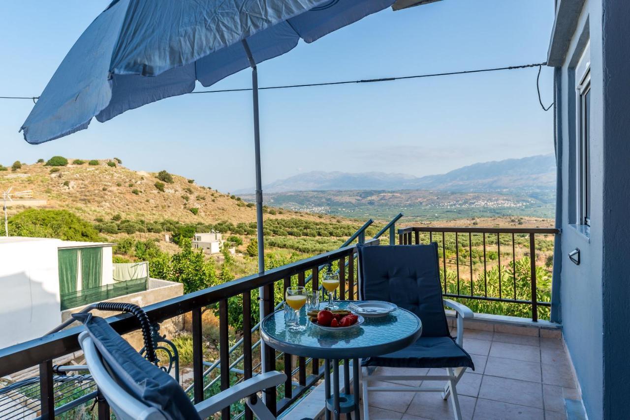 Bella-Maria At Aptera With Mountain And Sea View !! Hriszí Aktí Haniá Kültér fotó