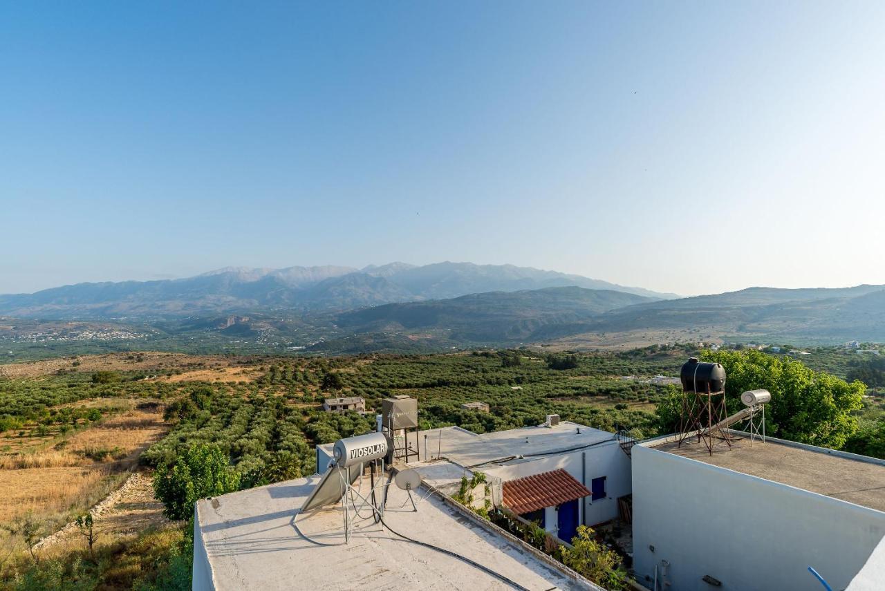 Bella-Maria At Aptera With Mountain And Sea View !! Hriszí Aktí Haniá Kültér fotó